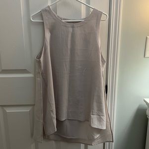 Lululemon  DYNAMIC DAYS TANK in Dune/Light Chrome Size 10
